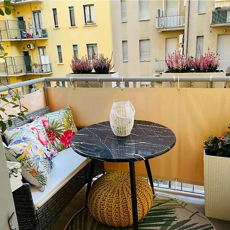 Little Sail's Apartament Mediolan