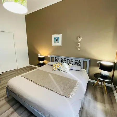 Apartman Little Sail's *