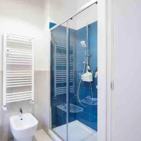 Little Sail's Apartament Mediolan